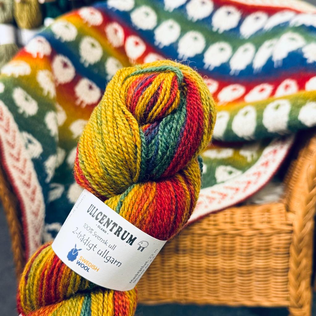 Garnpaket Tuch mit Schafen, Regenbogen