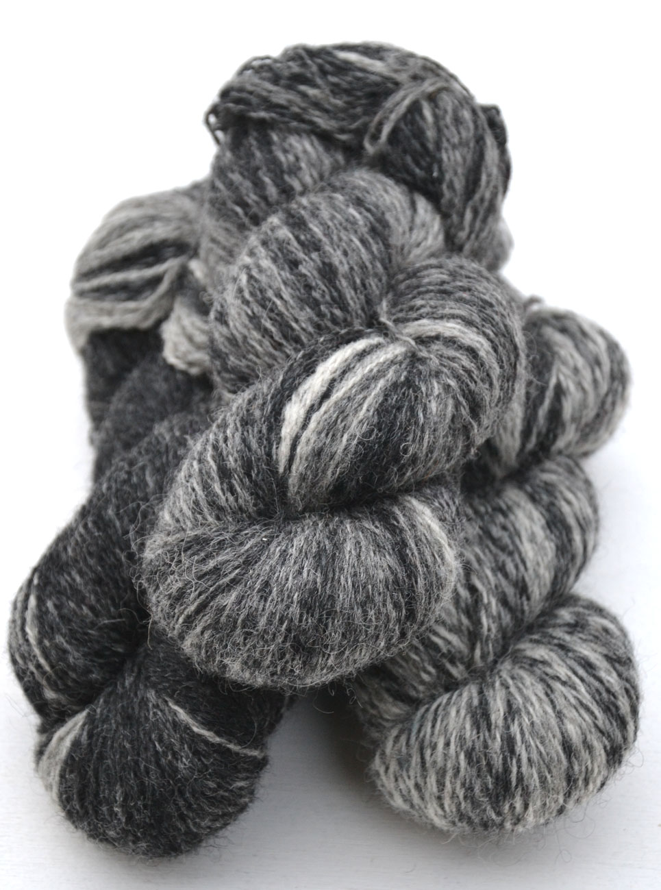 6/2-33 Black-Grey-White