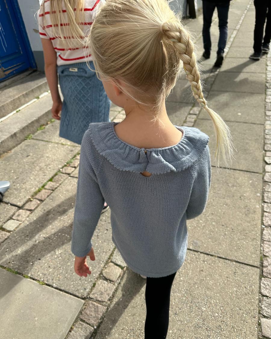 Anleitung für DAGMARS BLUSE (Petite Knit)