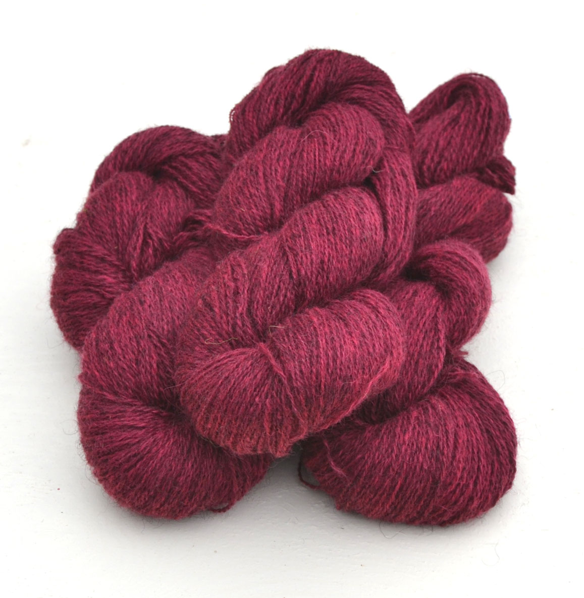 6/2-1133 Red Cerise on dark Gotland